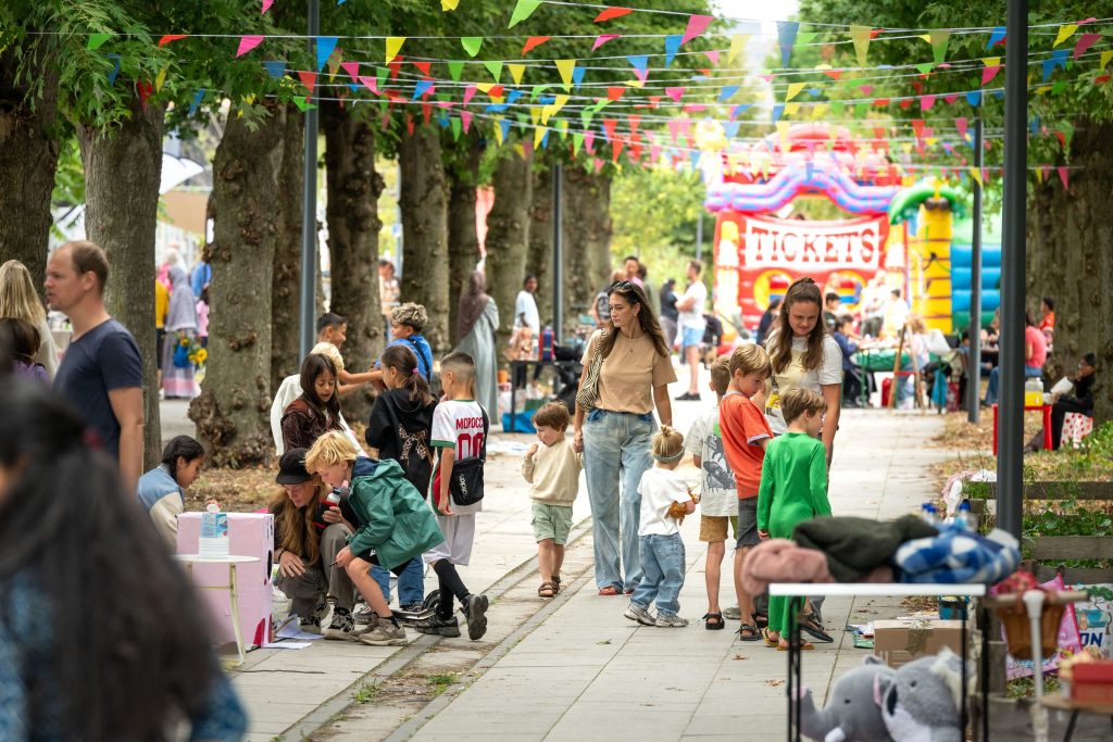 Buurtfeest bij Vredeoord